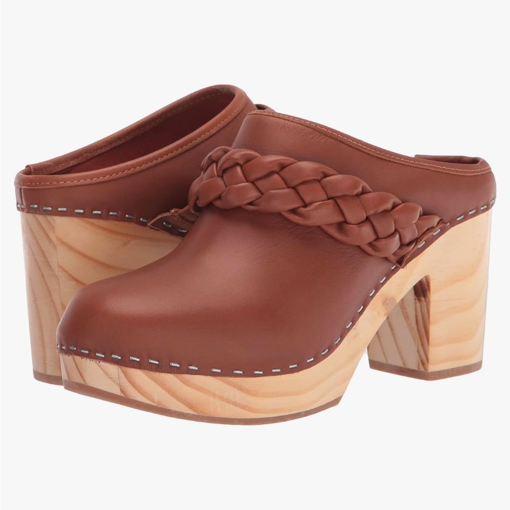 Dolce Vita Womens Hila Leather Slip On Clogs